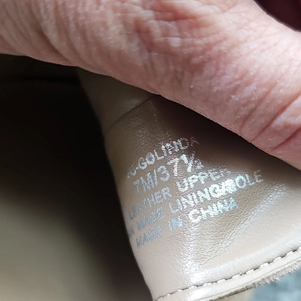 VINCE CAMUTO Shoes
